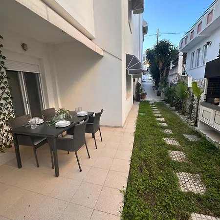 Apartment Relax House 2 *